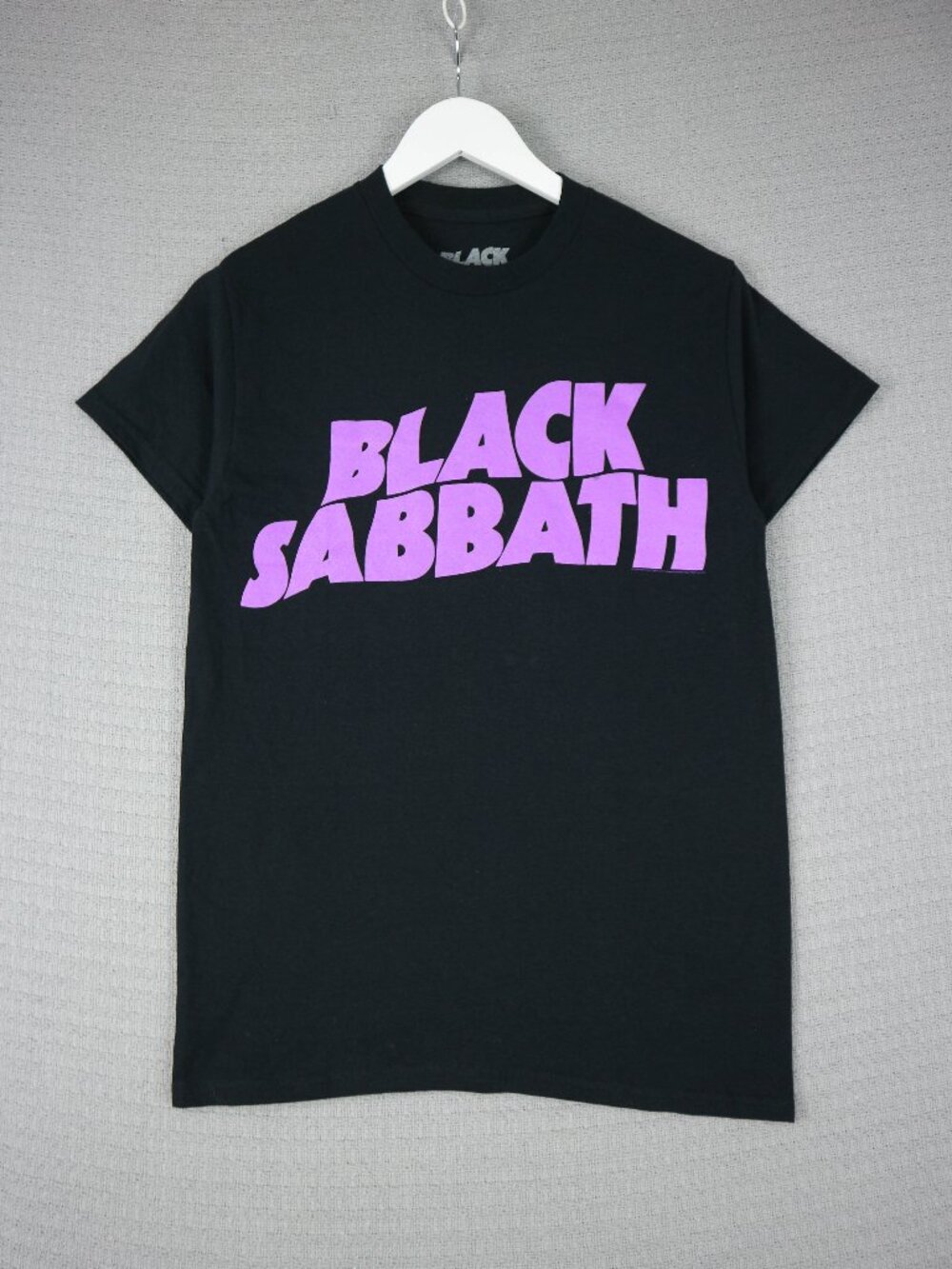 Black Sabbath Band Tee Purple Logo Mens Small Black Tee